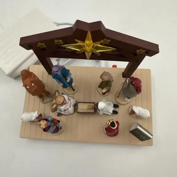 2025 LEMAX Nativity Play Lighted Table Accent Christmas Village Decor - Picture 3 of 14